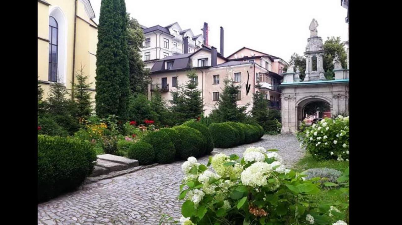 Апартаменты Бажане місце Каменец-Подольский Экстерьер фото