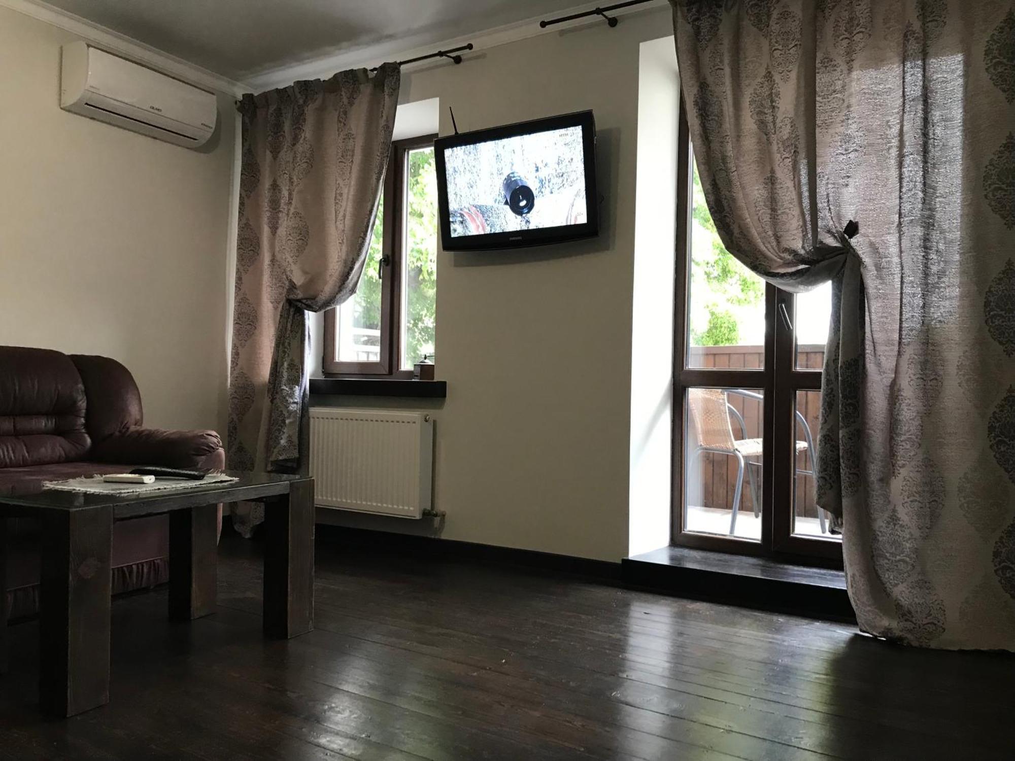 Апартаменты Бажане місце Каменец-Подольский Экстерьер фото